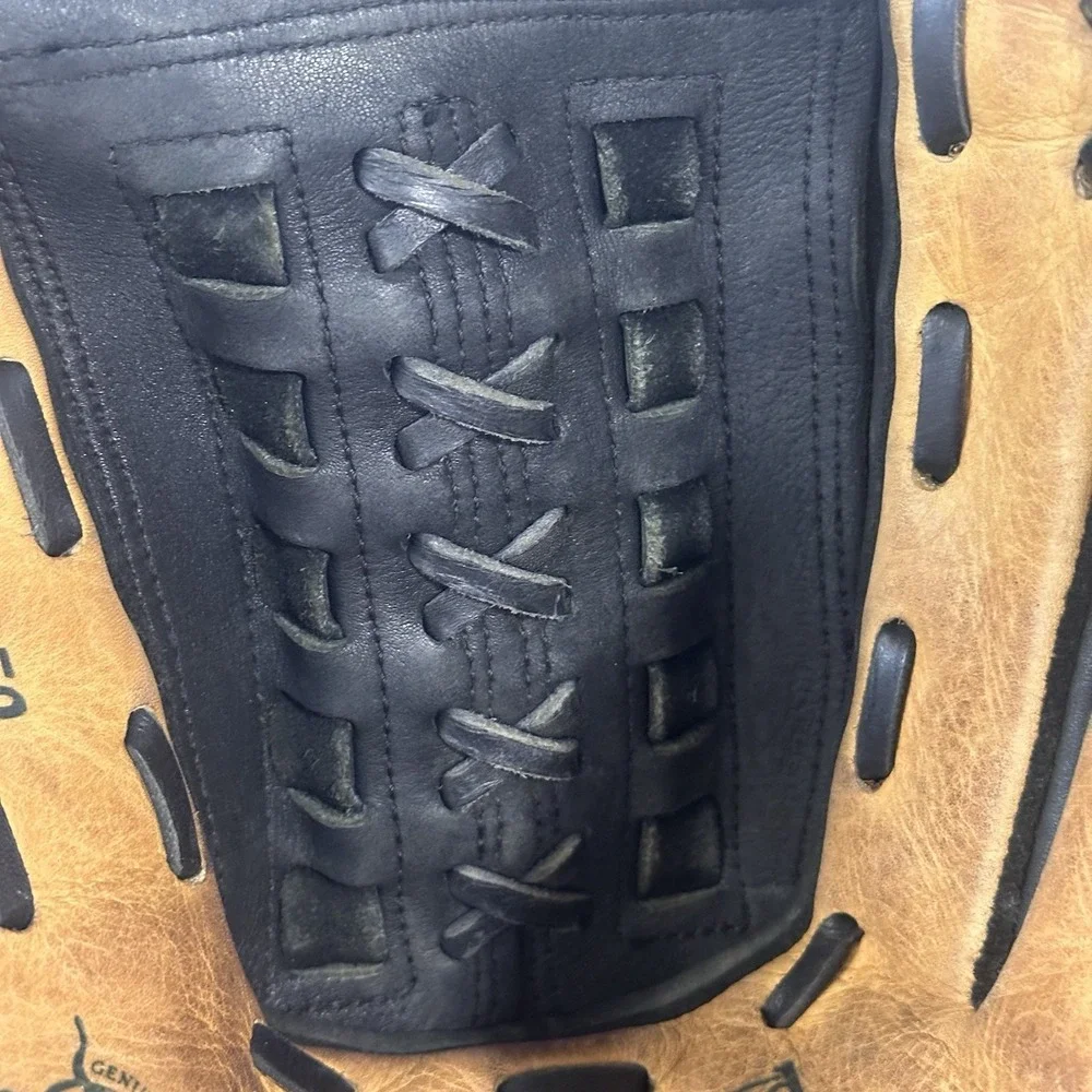 Louisville Slugger Baseball/Softball Glove Model LP1350‎ Player Series 13.5